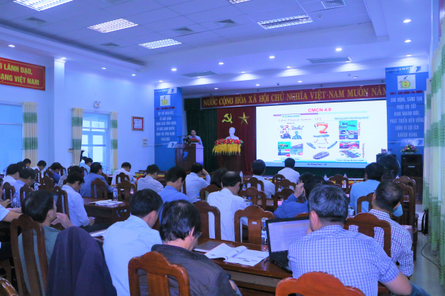Hơn 70 lãnh đạo sở, ban ngành, địa phương được tập huấn về chuyển đổi số
