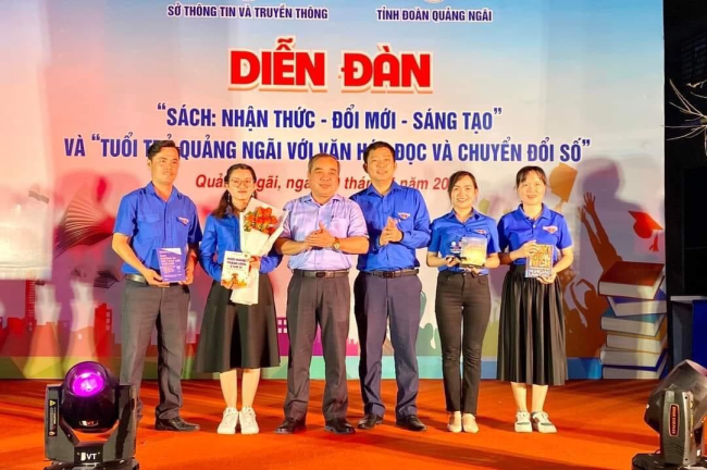 DIỄN ĐÀN TUỔI TRẺ QUẢNG NGÃI VỚI VĂN HÓA ĐỌC VÀ CHUYỂN ĐỔI SỐ