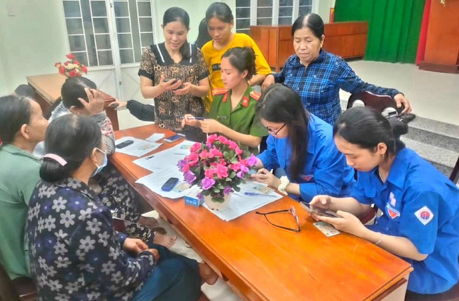 Thanh niên Bình Sơn tiên phong với chuyển đổi số